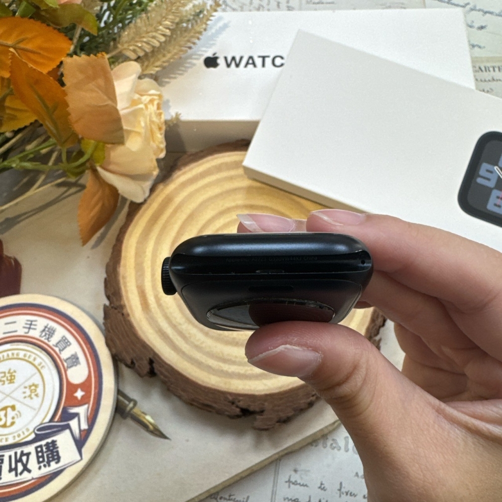 二手 Apple Watch SE2 GPS版 44mm 黑 (原2024.11.21) #W44XJ