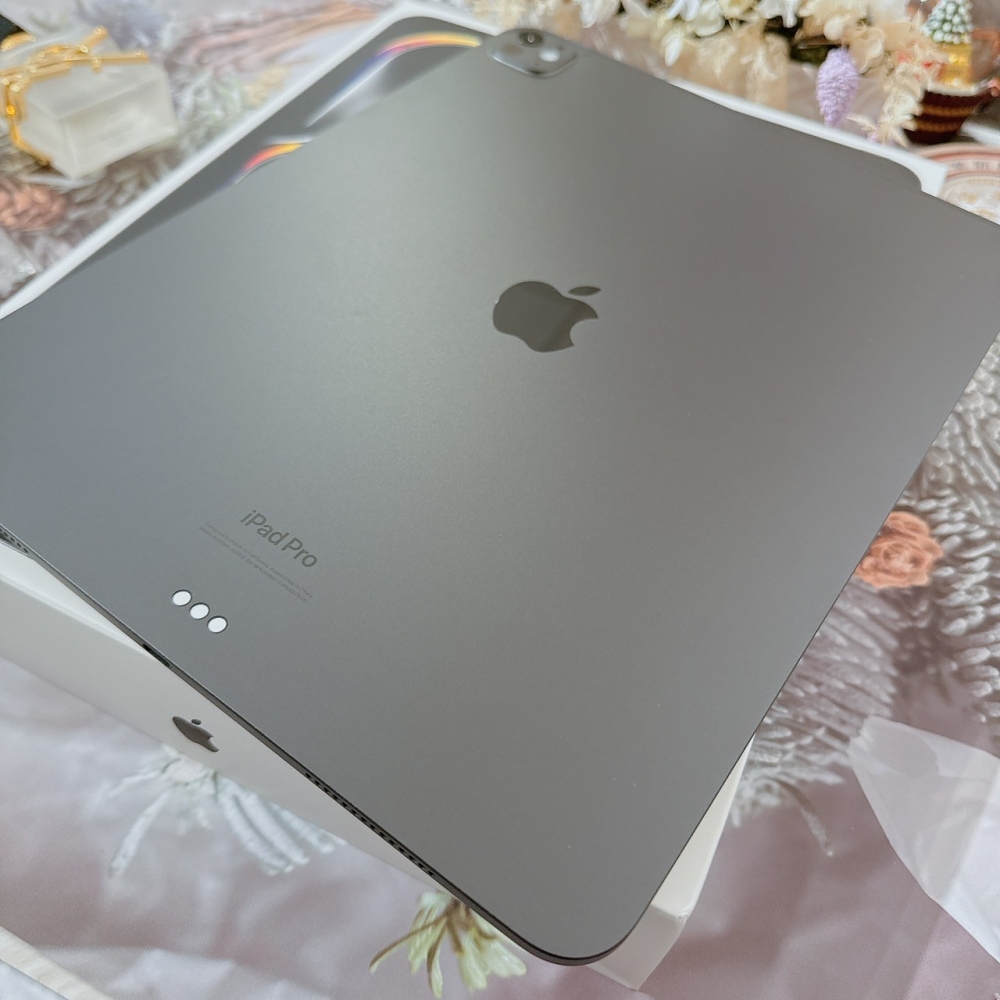 (善化)二手iPad Pro 13吋 - WIFI - M4  256G 灰色 (2025.8.24) #6CM20